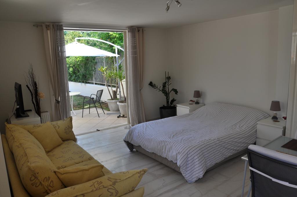 Cosy Studio With Garden / Individual Apartment Athen Exterior foto